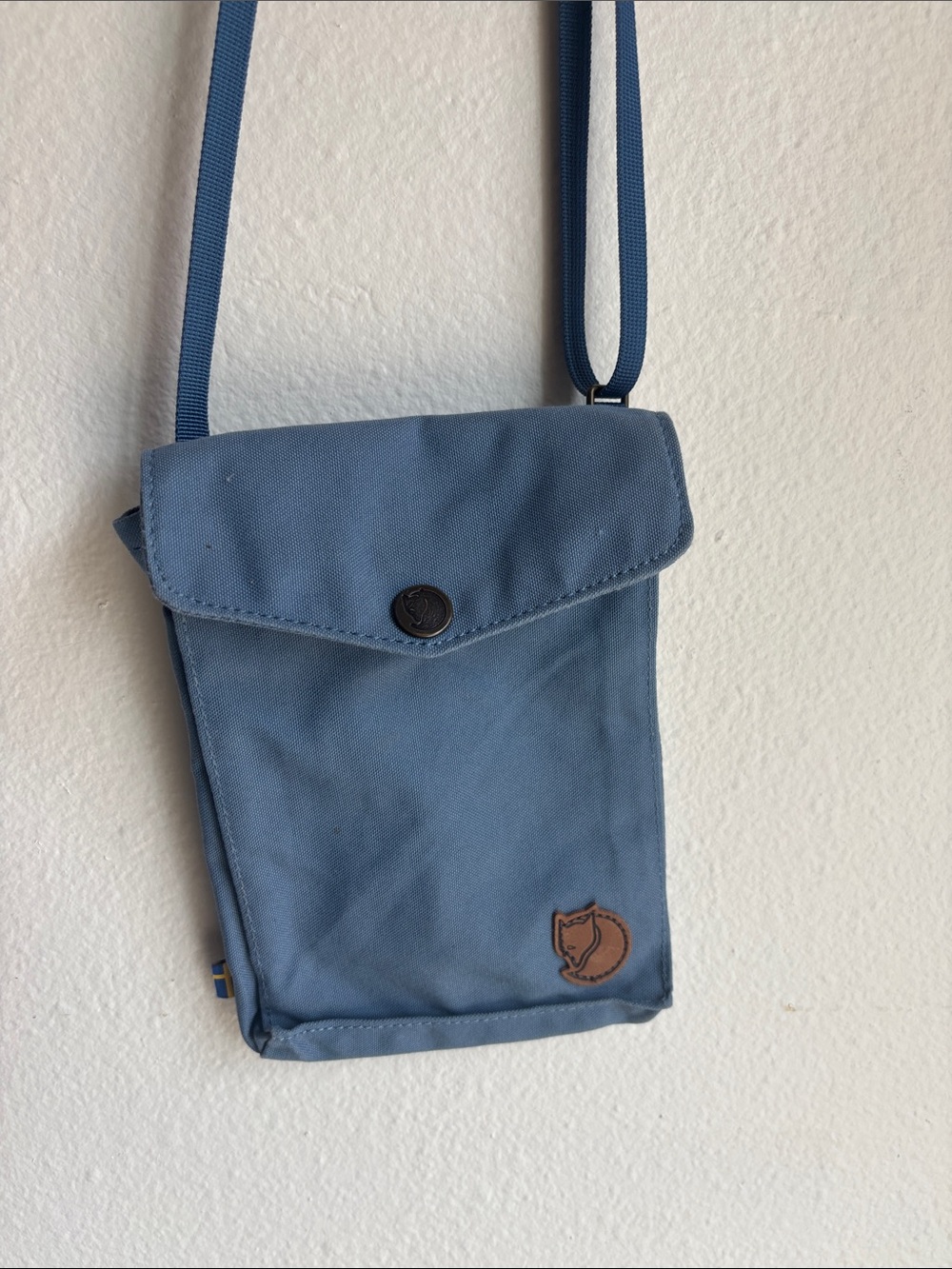 FJALLRAVEN Pocket Everyday Outdoor Water Resistant Shoulder Bag